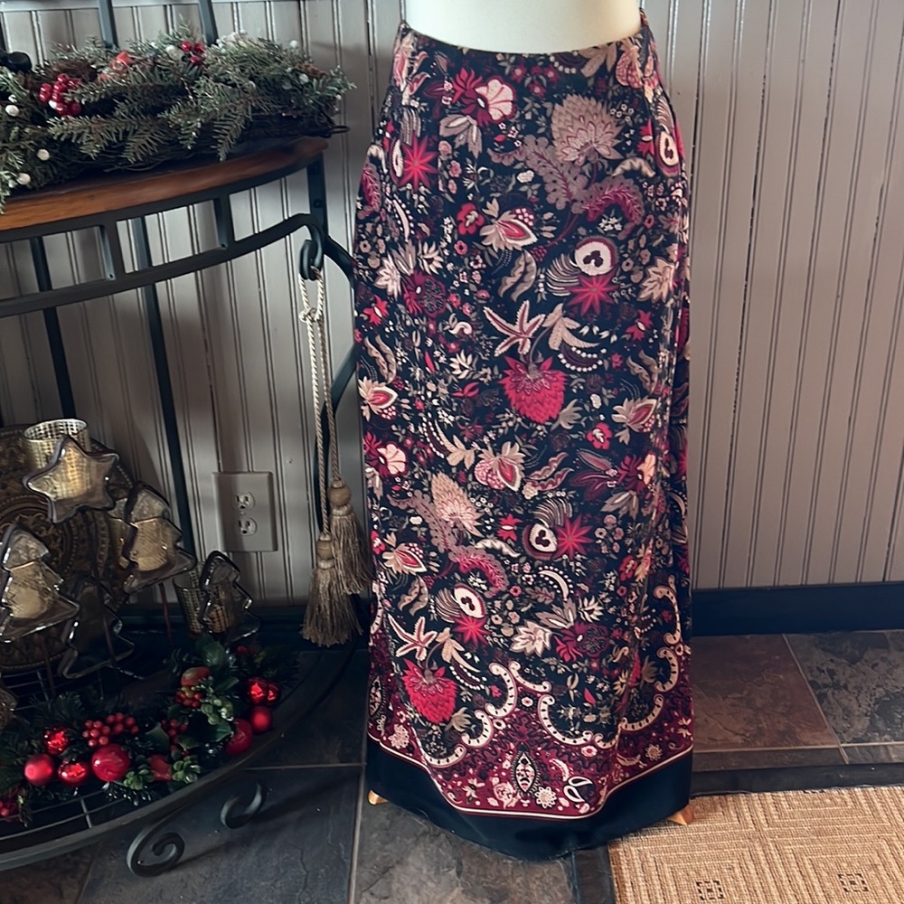 BRIGGS New York Skirt